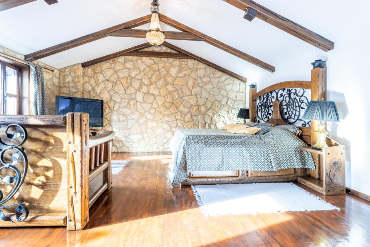 Appartamento Stone House Srida Baška Voda Esterno foto